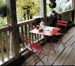 Fermob Bistro Tuintafel 57x57 Poppy -Flos || EMU Winkel x886x886 0394.jpg.pagespeed.ic .kNPfTNnrfd