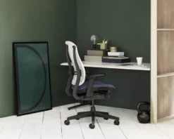 Flos Lampadina Tafellamp Zwart -Flos || EMU Winkel x886x886 EN CEL P 20140615 010 G.jpg.pagespeed.ic .orahxZsqfT