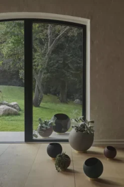 AYTM Globe Bloempot Ø21 Forest -Flos || EMU Winkel x886x886 aytm globe plantenbak 176.jpg.pagespeed.ic .6oOPoDaCsk