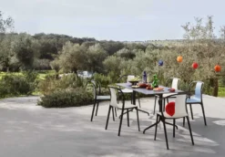 Vitra Belleville Armchair Stoel Diepzwart 23 Vitra Belleville Armchair Stoel Diepzwart -Flos || EMU Winkel x886x886 bellevilletablebellevillechairbellevillearmchairoutdoorp1347811master.jpg.pagespeed.ic .LuldlUYc71