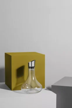 Blomus Alpha Decanteerkaraf Smoke -Flos || EMU Winkel x886x886 blomus alpha decanteerkaraf6.jpg.pagespeed.ic .oK8WECjV3a