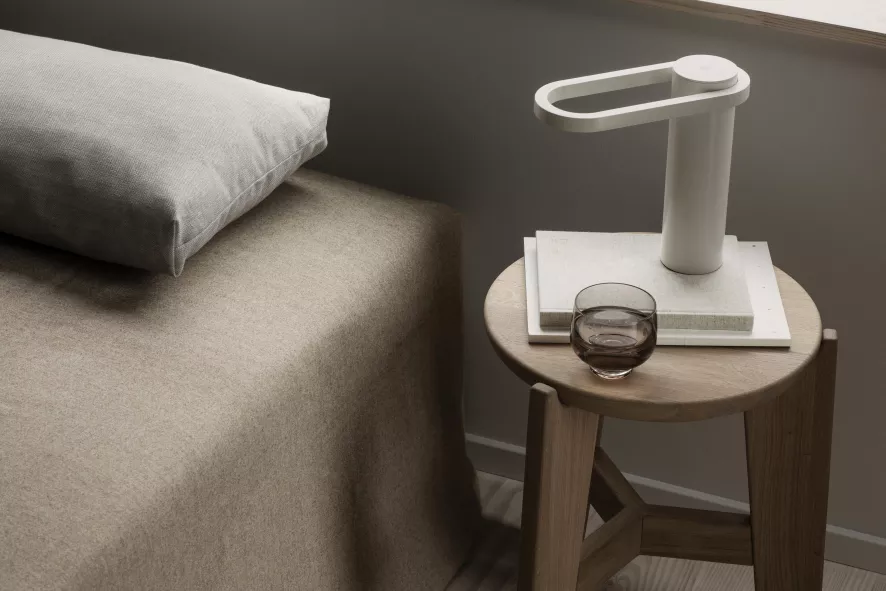 Blomus Hoop Tafellamp LED Oplaadbaar Warm Grey 4 Blomus Hoop Tafellamp LED Oplaadbaar Warm Grey - Afbeelding 2