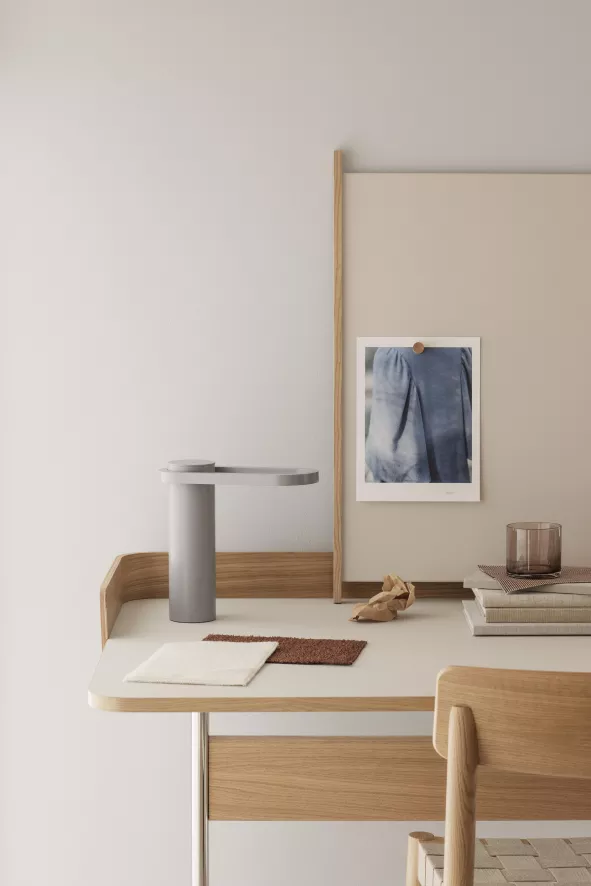 Blomus Hoop Tafellamp LED Oplaadbaar Warm Grey 8 Blomus Hoop Tafellamp LED Oplaadbaar Warm Grey - Afbeelding 6