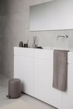 Blomus Sono Pedaalemmer 3L Wit -Flos || EMU Winkel x886x886 blomus sono pedaalemmer 5l10.jpg.pagespeed.ic .KAETN2HA54