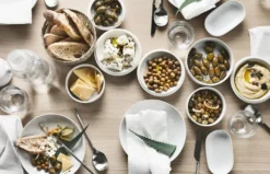 Bolia Forma Bloempot Medium Ø24 Beige -Flos || EMU Winkel x886x886 bolia forma schaal3.jpg.pagespeed.ic .XNBrE3pNPL