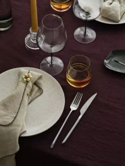 Broste Copenhagen Gracie Servet Aubergine -Flos || EMU Winkel x886x886 broste copenhagen sletten bestekset3.jpg.pagespeed.ic .ckhEIy3kU3
