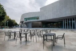 Emu Rio R50 Tuinstoel Met Armleuning Matt White -Flos || EMU Winkel x886x886 emu rio r50 tuinstoel12.jpg.pagespeed.ic .fQRwB072DZ