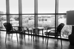 Emu Yard Lounge Fauteuil Grijs/Groen -Flos || EMU Winkel x886x886 emu yard loungechair sfeer 1.jpg.pagespeed.ic .LVLQo Pn2N