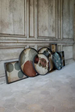 Ethnicraft Layered Dots Dienblad Pinot Ø48 -Flos || EMU Winkel x886x886 ethnicraft layered dots dienblad pinot 486.jpg.pagespeed.ic .Mh kz93kkD