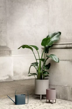 Ferm Living Bau Plantenbak Large Black -Flos || EMU Winkel x886x886 ferm living bau pot small1.jpg.pagespeed.ic .yV6SeJ8JY0 1