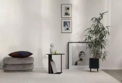 Ferm Living Bau Plantenbak Large Black -Flos || EMU Winkel x886x886 ferm living faded velvet poef ovaal medium1.jpg.pagespeed.ic .2WR8YspGbR 1