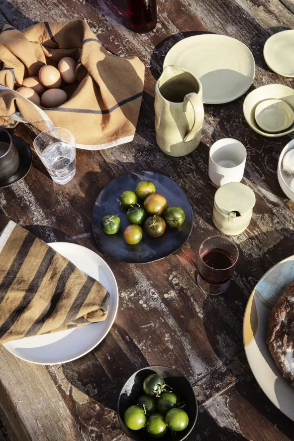 Ferm Living Flow Schaal Small Ø9 Off-white Speckle 5 Ferm Living Flow Schaal Small Ø9 Off-white Speckle - Afbeelding 3