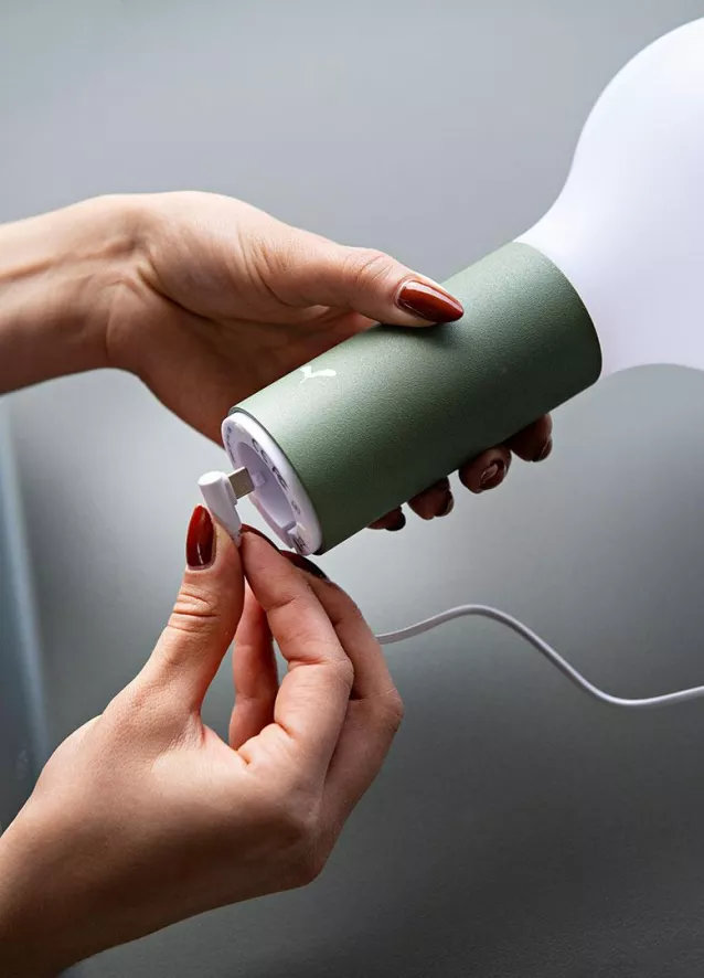 Fermob Aplo Hanglamp LED Oplaadbaar Ø11.5 Cactus 18 Fermob Aplo Hanglamp LED Oplaadbaar Ø11.5 Cactus - Afbeelding 16