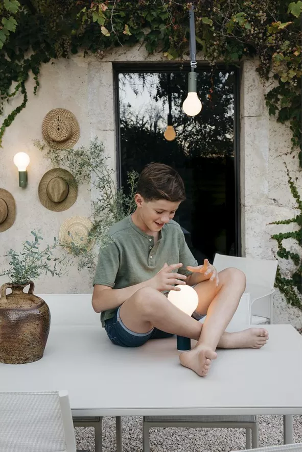 Fermob Aplo Hanglamp LED Oplaadbaar Ø11.5 Cactus 11 Fermob Aplo Hanglamp LED Oplaadbaar Ø11.5 Cactus - Afbeelding 9