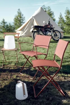 Fermob Plein Air Tuinstoel Met Armleuning Clay Grey 14 Fermob Plein Air Tuinstoel Met Armleuning Clay Grey -Flos || EMU Winkel x886x886 fermob plein air tuinstoel met armleuning2.jpg.pagespeed.ic .6vEXW5Bapw 1