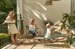 Fermob Surprising Schommelstoel Honey -Flos || EMU Winkel x886x886 fermob surprising schommelstoel24.jpg.pagespeed.ic .xSQE9qrV Q