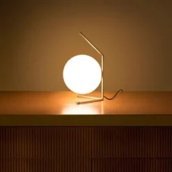 Flos IC Lights T1 Low Tafellamp Messing -Flos || EMU Winkel x886x886 flo ic lights t1 low tafellamp sfeer 600x600.jpg.pagespeed.ic .A2xbjfb9Ko