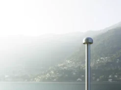 Flos Bellhop Sokkellamp LED Hoog Antraciet -Flos || EMU Winkel x886x886 flos bellhop sokkellamp led hoog3.jpg.pagespeed.ic .vVsa9tsvhA 1