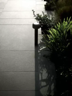 Flos Bellhop Sokkellamp LED Laag Zwart -Flos || EMU Winkel x886x886 flos bellhop sokkellamp led laag1.jpg.pagespeed.ic . 0Ez4UXd8I 1