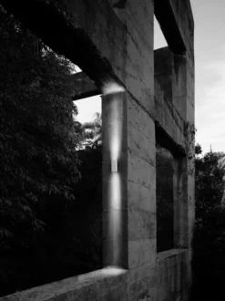 Flos Climber 275 Up Down Wandlamp LED 2700K Spot Grijs 13 Flos Climber 275 Up Down Wandlamp LED 2700K Spot Grijs -Flos || EMU Winkel x886x886 flos climber 275 up down buitenlamp led 3000k6.jpg.pagespeed.ic .woujV o3FV