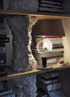 Flos Lampadina Tafellamp Zwart -Flos || EMU Winkel x886x886 flos lampadina tafellamp led9.jpg.pagespeed.ic .opK2d5zSMR