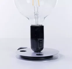 Flos Lampadina Tafellamp Zwart -Flos || EMU Winkel x886x886 flos lampadina tafellamp zwart detail 1.jpg.pagespeed.ic .A0v3ctumis