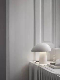 Fritz Hansen Night Owl Tafellamp Smokey Wit Gelakt Essenhout -Flos || EMU Winkel x886x886 fritz hansen night owl tafellamp9.jpg.pagespeed.ic .xeig9AyfjO