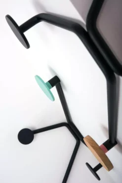 Gazzda Hook Kapstok Binnenhoek Zwart -Flos || EMU Winkel x886x886 gazzda hook kapstok rechte muur.jpg.pagespeed.ic .nL4pwVli 0