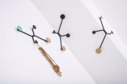 Gazzda Hook Kapstok Binnenhoek Zwart -Flos || EMU Winkel x886x886 gazzda hook kapstok rechte muur9.jpg.pagespeed.ic .X7ahyHYQkb