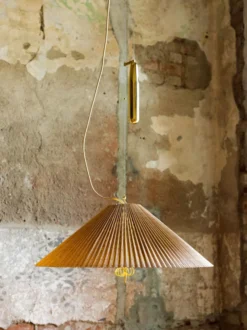 Gubi A1972 Hanglamp Ø60 Bamboo -Flos || EMU Winkel x886x886 gubi a1972 hanglamp bamboo4.jpg.pagespeed.ic .A4oCDFephJ