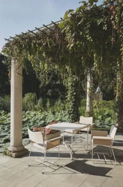 Gubi Tropique Tuinstoel Wit Frame Leslie/limonta 06 -Flos || EMU Winkel x886x886 gubi tropique stoel wit frame.jpg.pagespeed.ic .b N3jfsI U