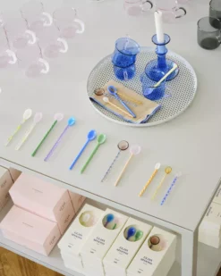 Hay Glass Spoons Flat Lepels Set Van 2 -Flos || EMU Winkel x886x886 hay glass spoons spice lepels set van 39.jpg.pagespeed.ic .iPk6dCXiIL