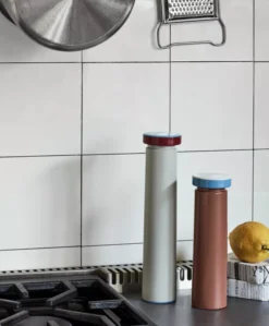 Hay Sowden Salt & Pepper Peper- En Zoutmolen M Terracotta -Flos || EMU Winkel x886x886 hay salt pepper peper en zoutstel m8.jpg.pagespeed.ic .tUxopMOUzn