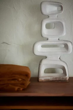 HKliving Ceramic Sculpture Reactive Brown Woondecoratie -Flos || EMU Winkel x886x886 hkliving ceramic sculpture reactive brown woondecoratie6.jpg.pagespeed.ic .kdzzDh26I0