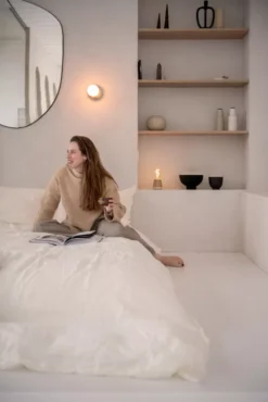 Humble Bee Wandlamp Oplaadbaar Goud Opaal -Flos || EMU Winkel x886x886 humble bee wandlamp oplaadbaar14.jpg.pagespeed.ic .xpQ4U9a7HU