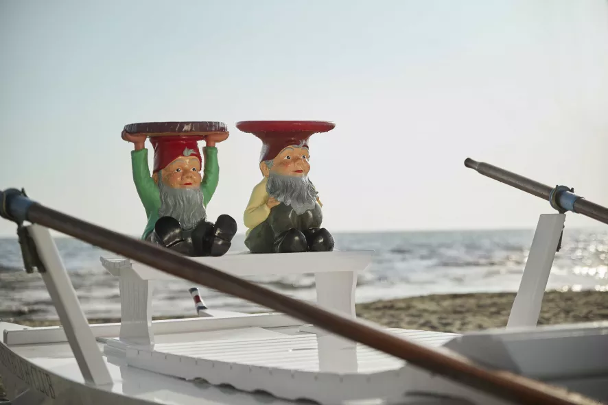 Kartell Attila Bijzettafel Verguld 12 Kartell Attila Bijzettafel Verguld - Afbeelding 10