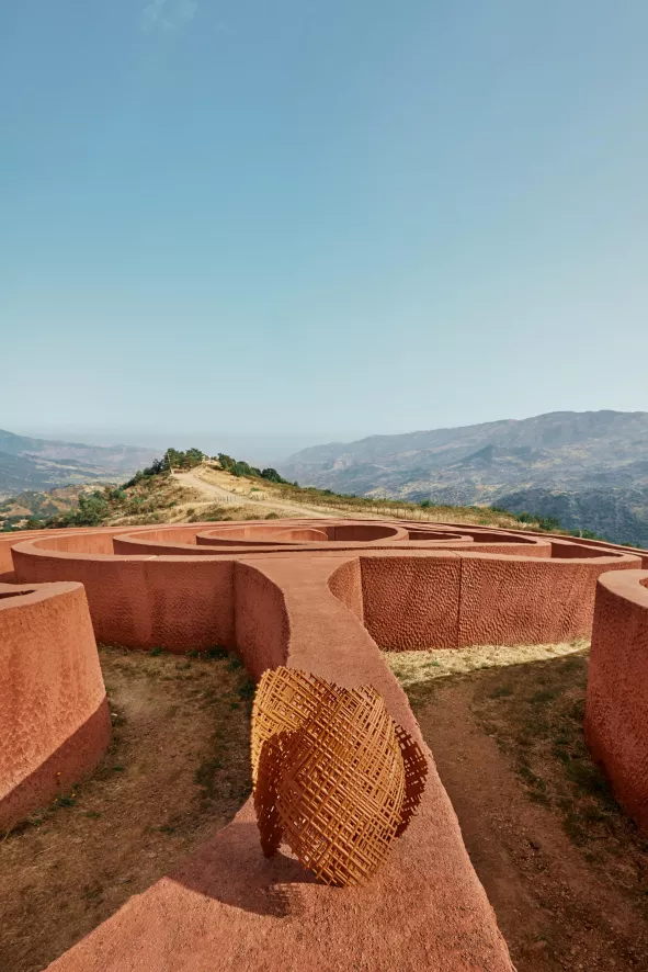 Kartell Tea Tafellamp Taupe 5 Kartell Tea Tafellamp Taupe - Afbeelding 3