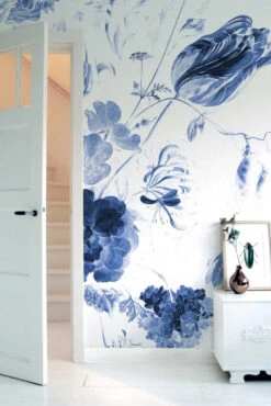 KEK Amsterdam Royal Blue Flowers I Behang (8 Banen) -Flos || EMU Winkel x886x886 kek amsterdam royal blue flowers i behang8.jpg.pagespeed.ic .iaQzKUgj b