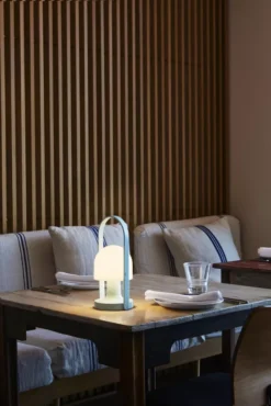 Marset FollowMe Tafellamp LED Oplaadbaar Blauw -Flos || EMU Winkel x886x886 marset followme tafellamp led24.jpg.pagespeed.ic .9vI0P3Ftar