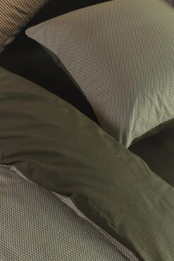 Beddinghouse Innovative Dekbedovertrek 240x200/220 + 60x70 Terra -Flos || EMU Winkel x886x886 moooi innovative dekbedovertrek 140x200 220 60x709.jpg.pagespeed.ic .ycynkbTlAx