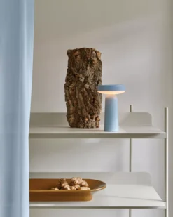 Muuto Ease Tafellamp Oplaadbaar LED Taupe -Flos || EMU Winkel x886x886 muuto ease tafellamp oplaadbaar led.jpg.pagespeed.ic .FUv HaRovy