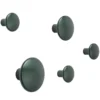 Muuto The Dots Metal Haak Set Van 5 Dark Green 2 Muuto The Dots Metal Haak Set Van 5 Dark Green -Flos || EMU Winkel x886x886 muuto the dots metal haak set van 55.jpg.pagespeed.ic .sUy4fuB4p