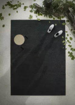 Northern Row Medium Vloerkleed 170x240 Donkergroen -Flos || EMU Winkel x886x886 northern row medium vloerkleed 170x2401.jpg.pagespeed.ic .YV78QHIK7P