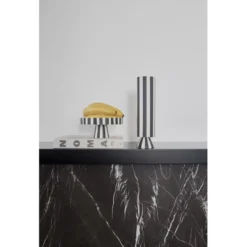 OYOY Toppu Schaal Op Voet Ø20 White/Black -Flos || EMU Winkel x886x886 oyoy toppu schaal op voet 205.jpg.pagespeed.ic .xCGp5voHpb