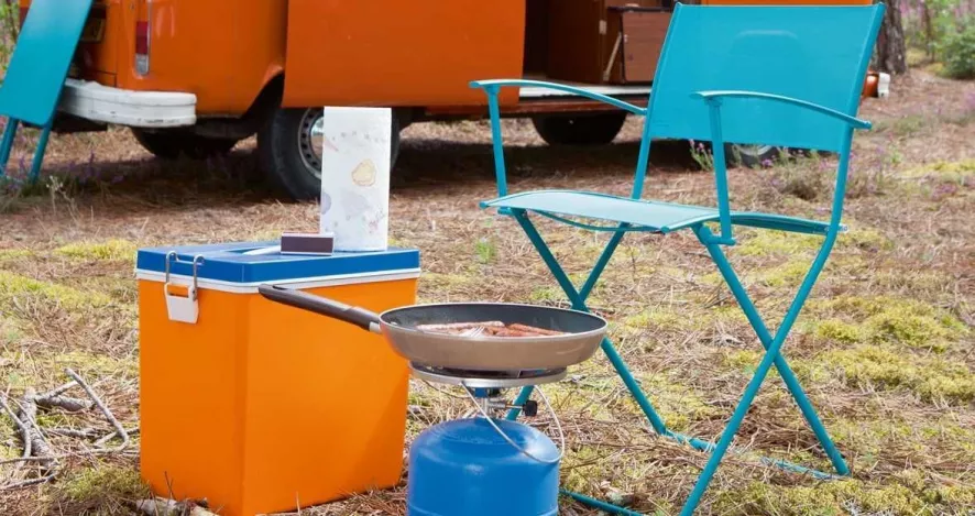 Fermob Plein Air Tuinstoel Met Armleuning Clay Grey 5 Fermob Plein Air Tuinstoel Met Armleuning Clay Grey - Afbeelding 3