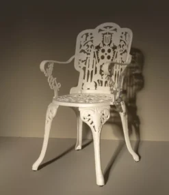 Seletti Industry Garden Tuinstoel Met Armleuning Wit -Flos || EMU Winkel x886x886 seletti industry garden tuinstoel met armleuning5.jpg.pagespeed.ic .FKZV9FQlui