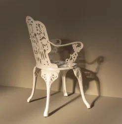 Seletti Industry Garden Tuinstoel Met Armleuning Wit -Flos || EMU Winkel x886x886 seletti industry garden tuinstoel met armleuning7.jpg.pagespeed.ic .hlISEP48PO