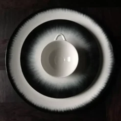 Serax Dé Tableware By Ann Demeulemeester Ontbijtbord Ø17,5 White/red 5 -Flos || EMU Winkel x886x886 serax d tableware by ann demeulemeester ontbijtbord 17 528.jpg.pagespeed.ic .VxjAAveJyf 2