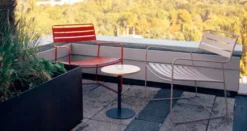 Fermob Surprising Fauteuil Poppy -Flos || EMU Winkel x886x886 surprising fauteuil28.jpg.pagespeed.ic .IiM1G4QRzG