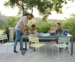 Fermob Bellevie Tuintafel 196x90 Anthracite -Flos || EMU Winkel x886x886 tuintrend garden festival 2.jpg.pagespeed.ic .wmmrXdBUz